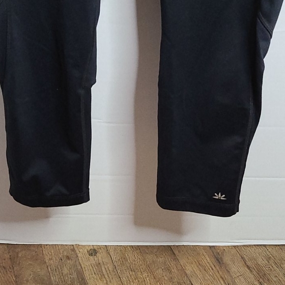 Jumpsuits | Lukka Capris Bie26 | Poshmark